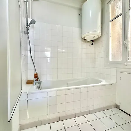 Spacious Near Montparnasse Bausset 6th *